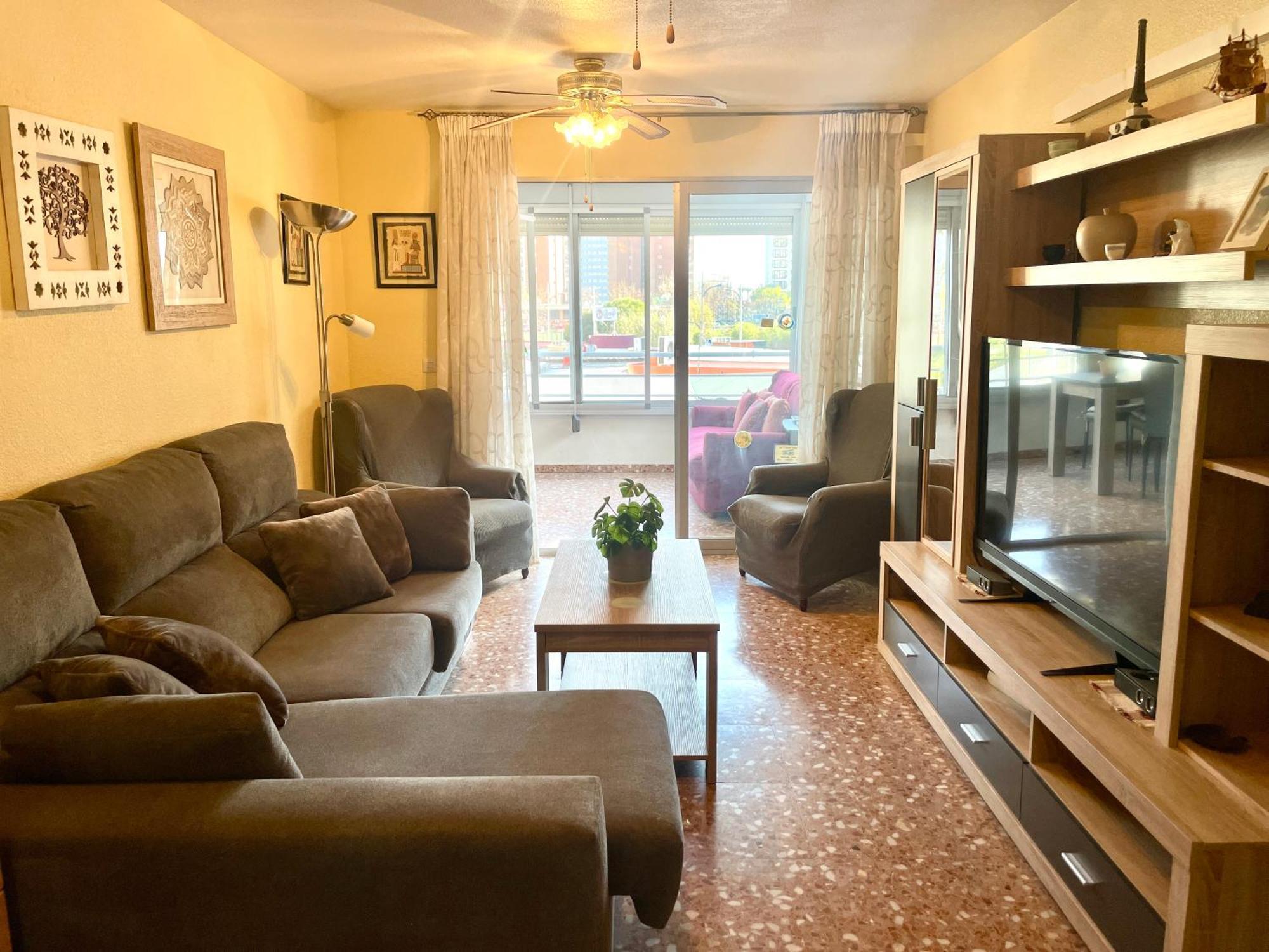 Appartement Amplio Con Piscina Y Pistas De Tenis En *